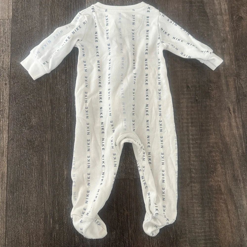 Preloved Nike White Kids One Piece
